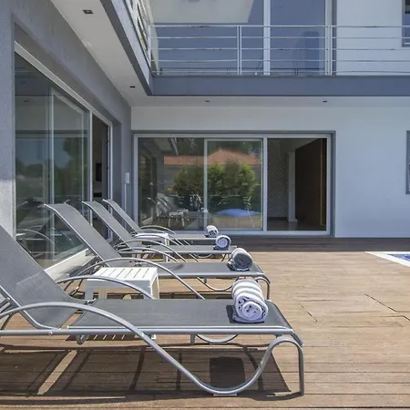 Caldas Prata - Extraordinary 5 Bedroom In Aroeira - Air Conditioning - Pool Table * コロイオス