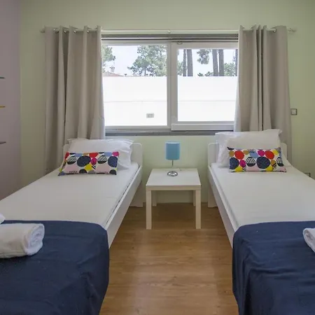 Caldas Prata - Extraordinary 5 Bedroom In Aroeira - Air Conditioning - Pool Table ヴィラ