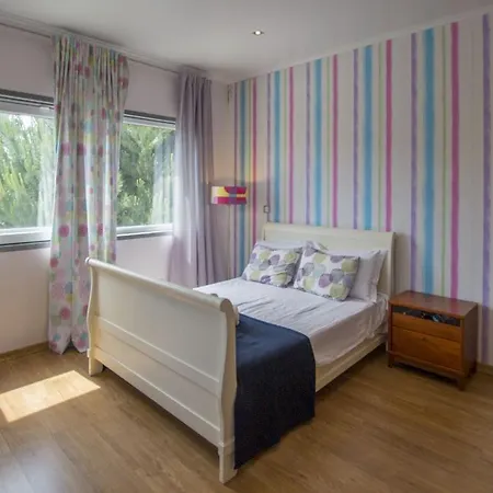 Caldas Prata - Extraordinary 5 Bedroom In Aroeira - Air Conditioning - Pool Table ヴィラ *